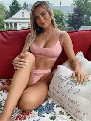 Model Call Girls in noida